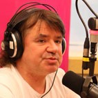 Евгений Осин – певец, музыкант, автор песен.